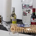 Close To Uni, Sliema & Mater Dei * Gzira