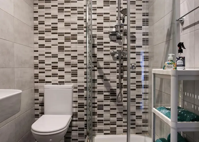 Close To Uni, Sliema & Mater Dei * Gzira